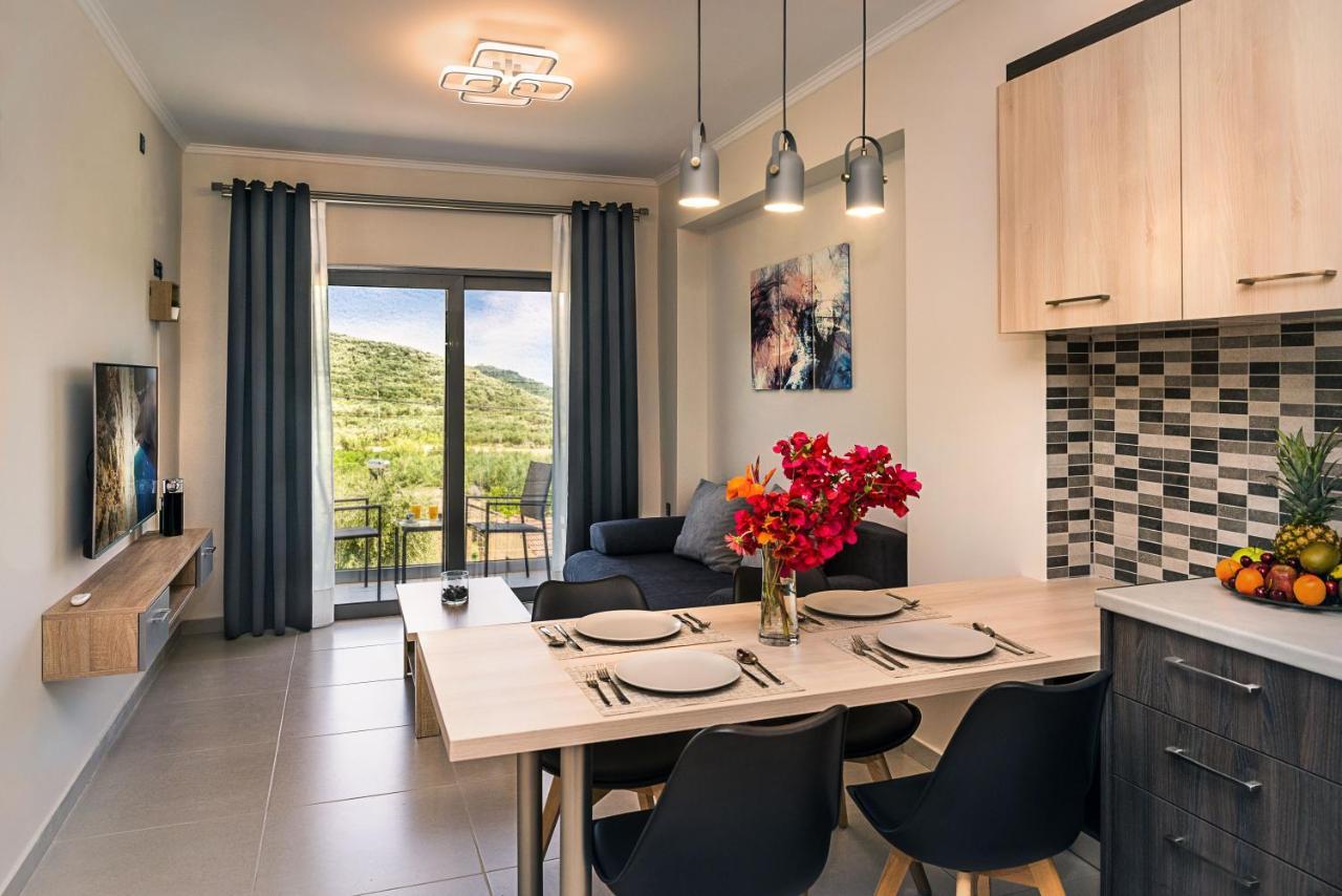 La Torre, Brand New Apartment