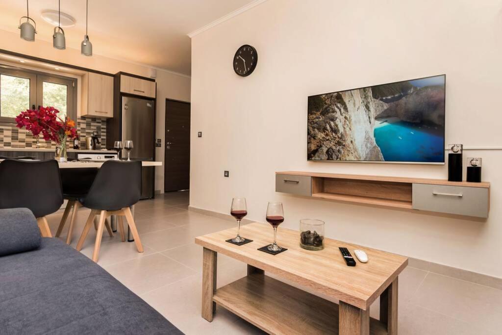 Apartment La Torre, Brand New Alykanas (Zakynthos)